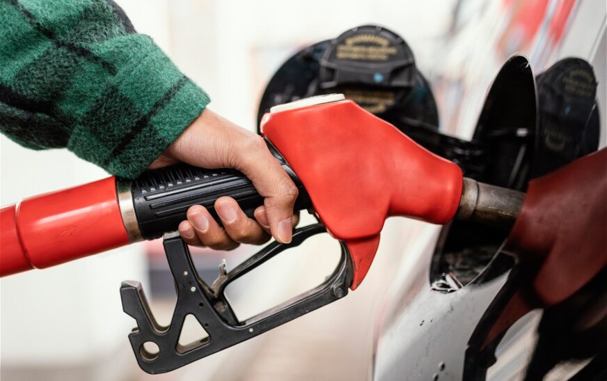 Pakistan’s Economic Woes Deepen as Fuel Prices Soar